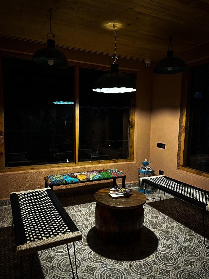 La Hault Hotell Sissu Eksteriør bilde